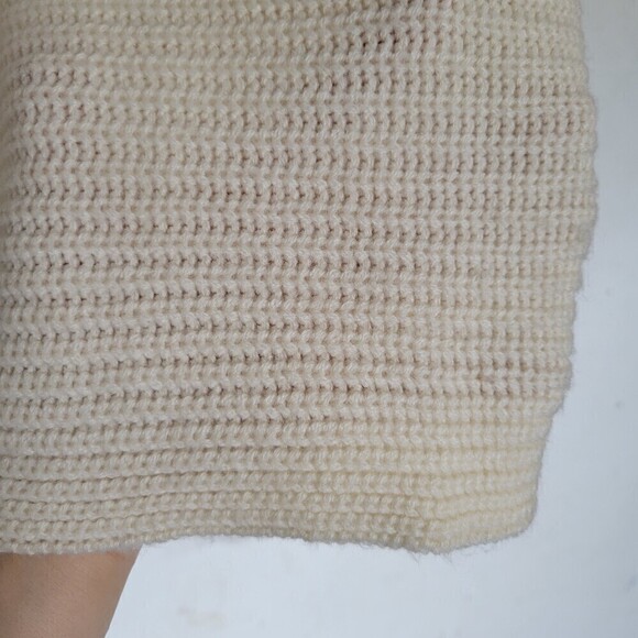 Stitch Fix VERO MODA Ivory Chunky Cable Knit Cowl Turtleneck Long Sleeve Sweater - Picture 5 of 12